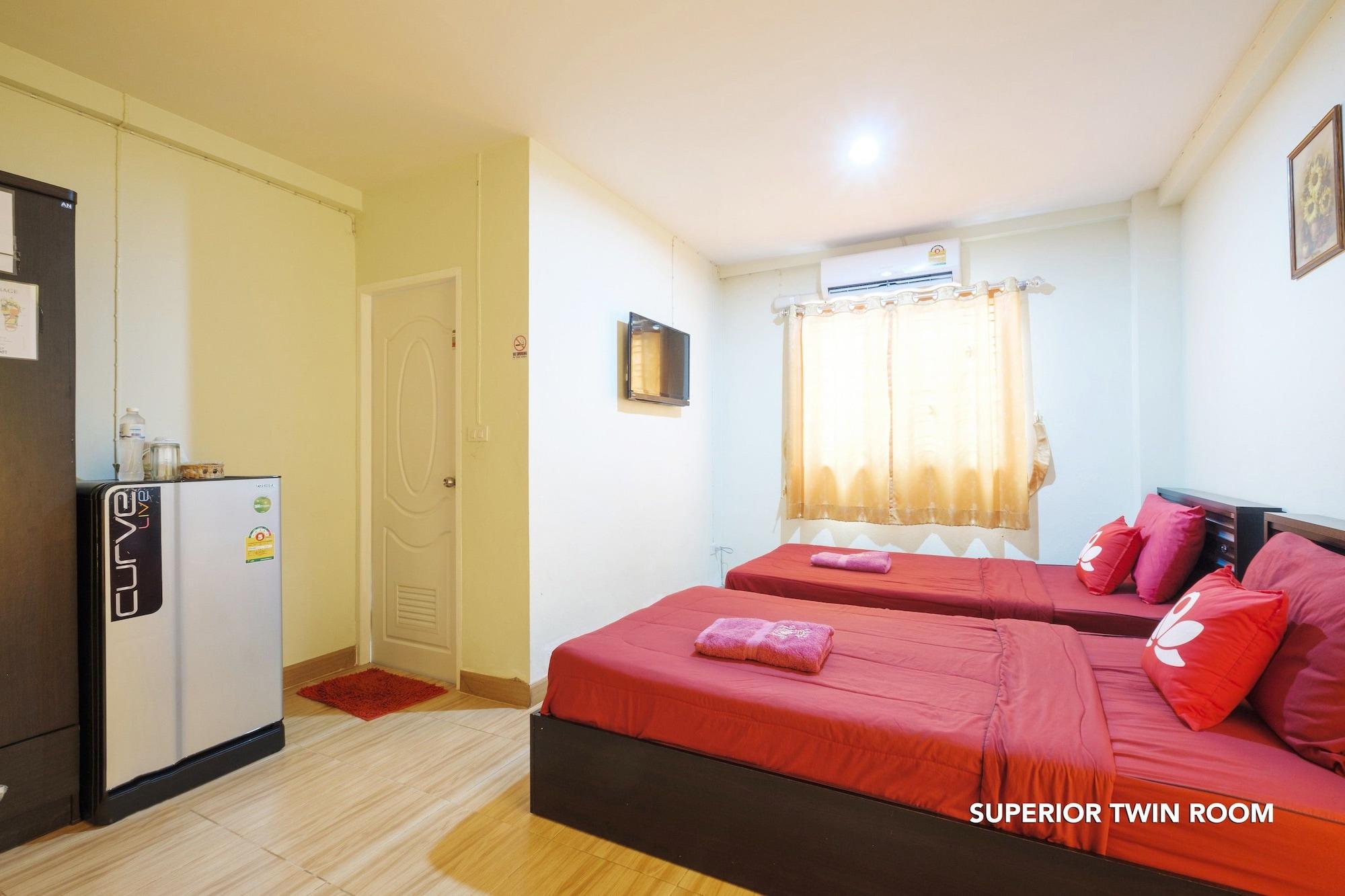 Nittaya Residence Пак Крет Екстериор снимка